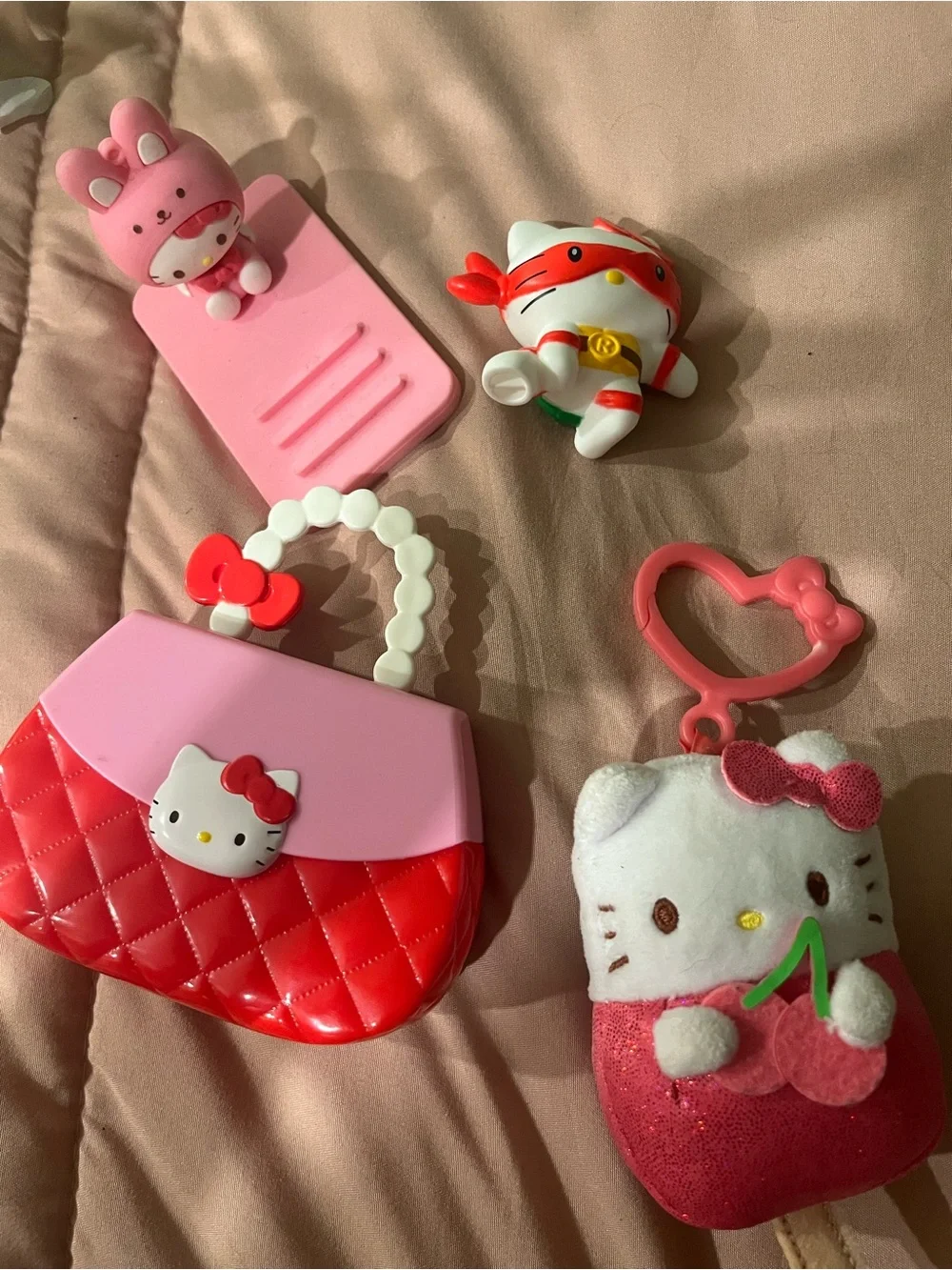 Hello Kitty Pink and Red Kids Accessory Playset